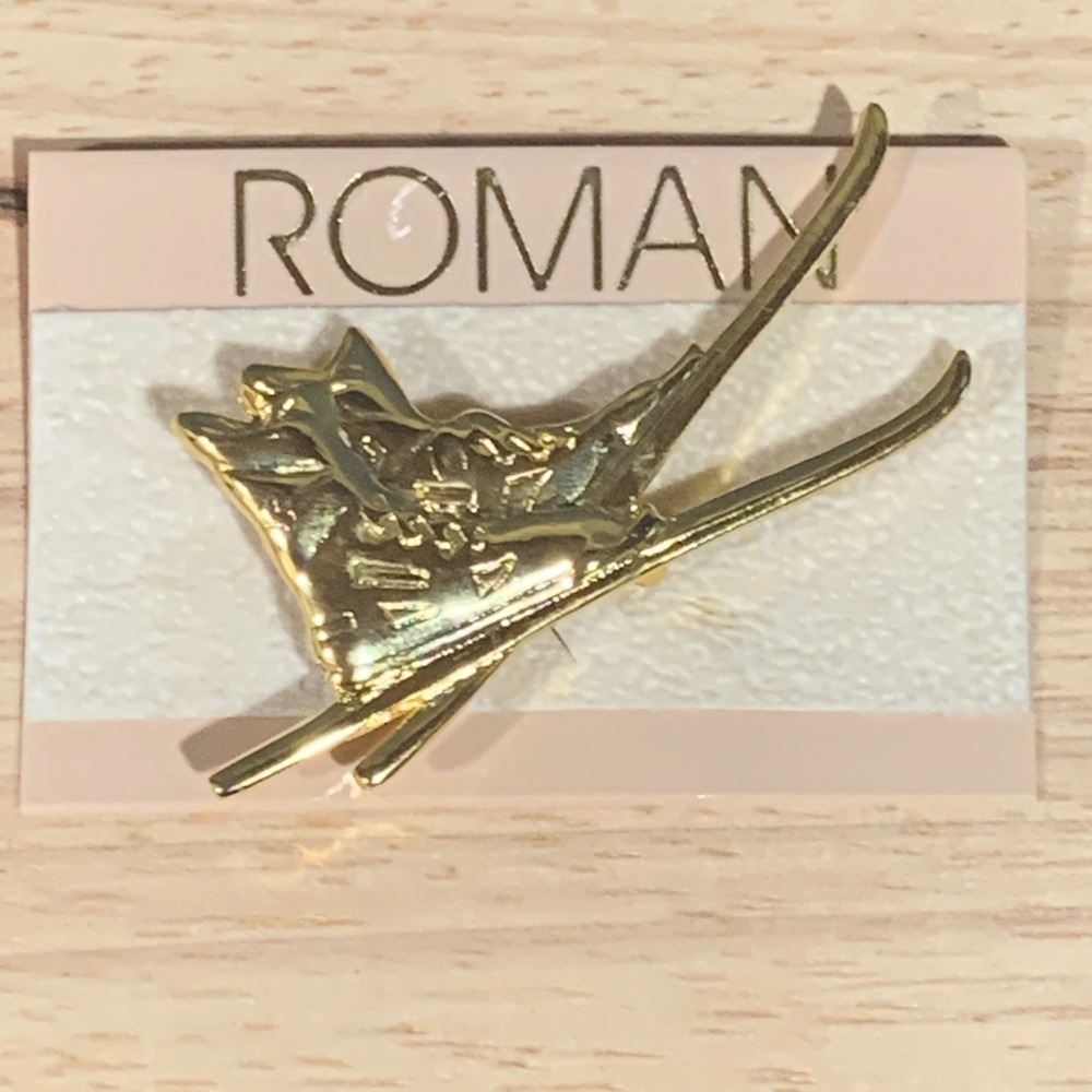 Roman Vintage Gold Tone Ski Boots and Skis Brooch Pin Novelty Jewelry New